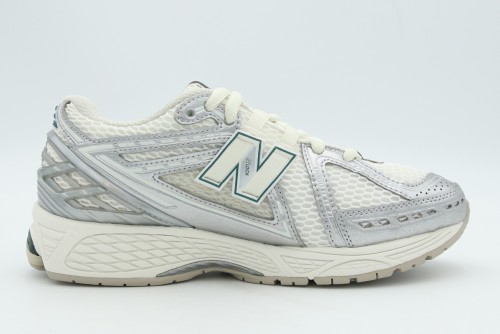 New Balance 1906R Sneakers (M1906REE)