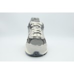 New Balance 2002R Sneakers (M2002RDA)
