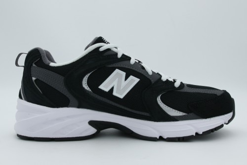 New Balance 530 Sneakers (MR530CC)