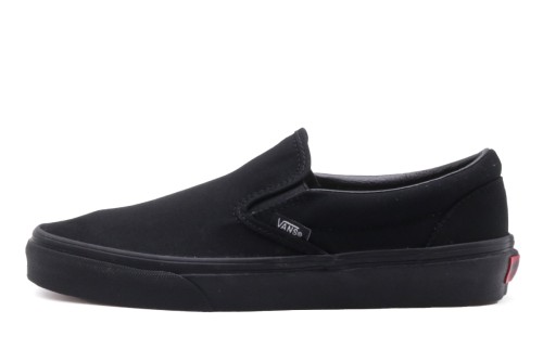 Vans Classic Slip-On Sneakers (VN000EYEBKA1)