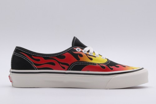 Vans Authentic 44 Dx Sneakers (VN0A38EN4231)