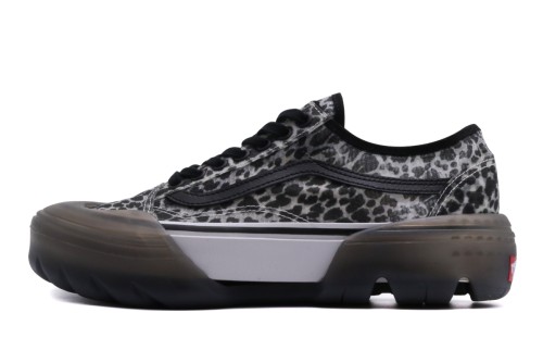 Vans Old Skool Tape Sneakers (VN0A7Q5VAXK1)