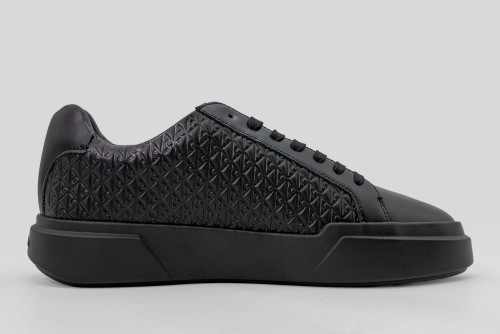 Calvin Klein Durable Traction Logo Sneakers (YM0YM01383 0GJ)
