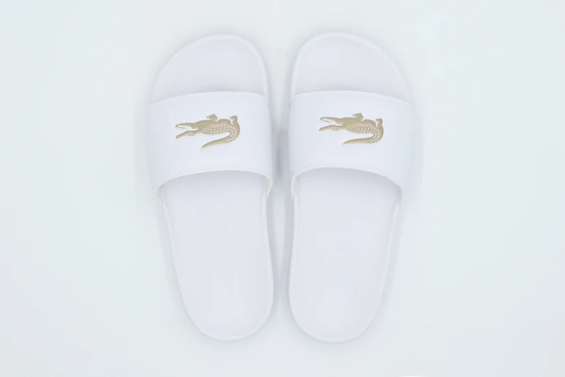 Lacoste Serve Slides Γυναικείες Παντόφλες Λευκές, Μπρονζέ