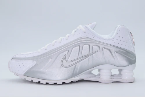 Nike Shox R4 Sneakers (AR3565 101)