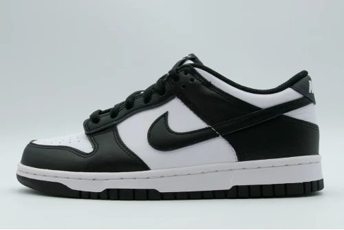 Nike Dunk Low Sneakers (CW1590 100)