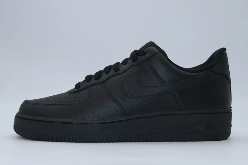 Nike Air Force 1 07 Ανδρικά Sneakers Μαύρα