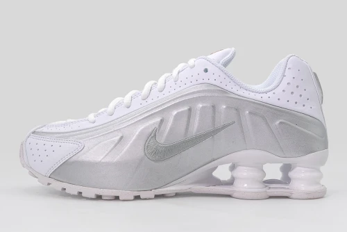 Nike Shox R4 Sneakers (CW2626 101)