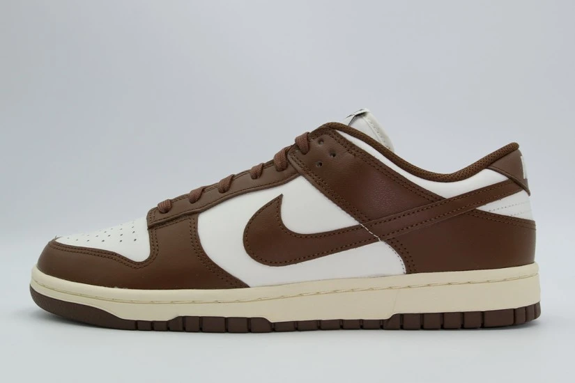 Nike Dunk Low Sneakers Καφέ, Λευκά