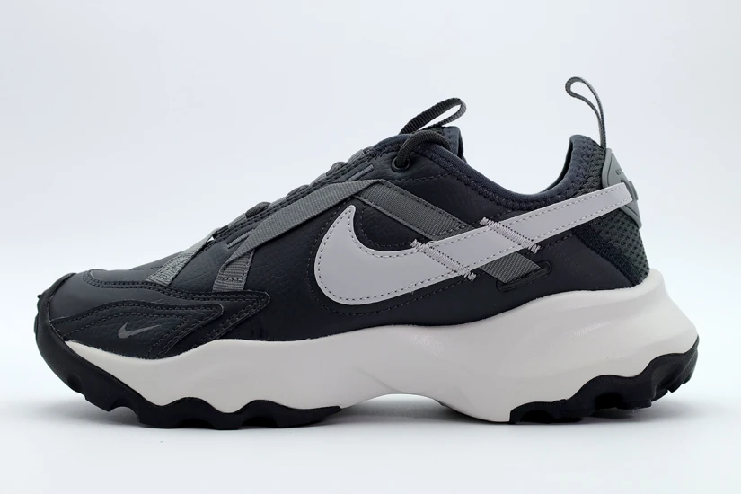 Nike TC 7900 Sneakers Ανθρακί, Λευκά