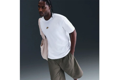 Nike Sportswear Premium Essentials T-Shirt Ανδρικό (DO7392 102)