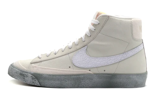 Nike Blazer Mid 77 Se Sneakers (DV0797 100)
