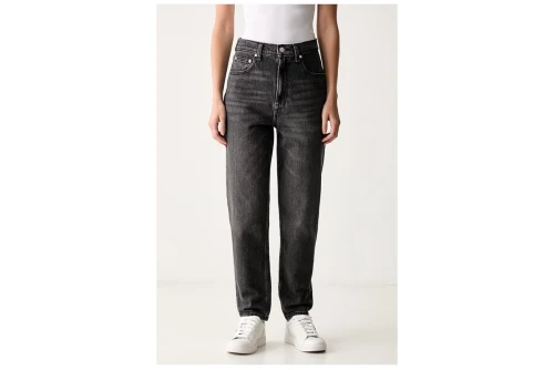 Tommy Jeans Ultra High Rise Tapered Mom Παντελόνι Τζιν Γυναικείο (DW0DW21812 1BZ)