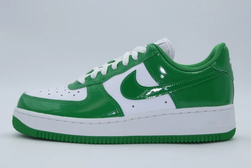 Nike Air Force 1 07 Sneakers (FJ4801 300)