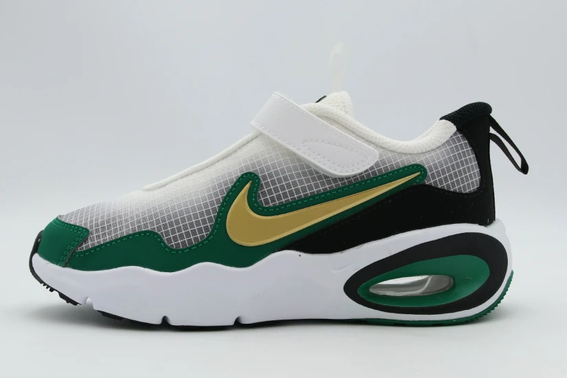 Nike Air Max Nova Παιδικά Sneakers Λευκά, Πράσινα, Χρυσά