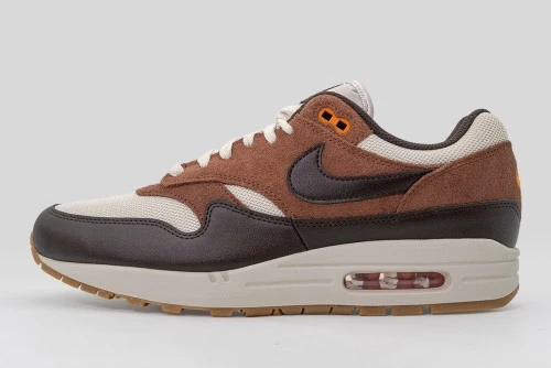 Nike Air Max 1 Essential Sneakers (FZ5808 108)