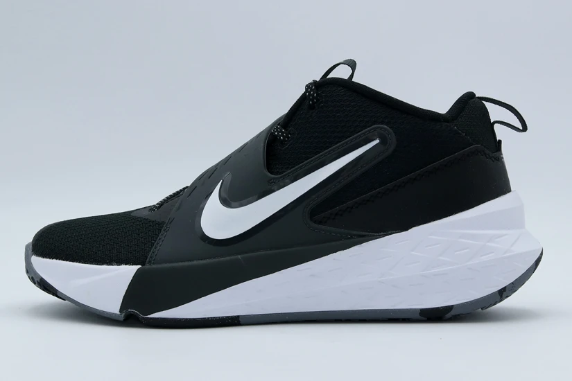 Nike Team Hustle D 12 Μπασκετικά Παπούτσια Μαύρα, Λευκά