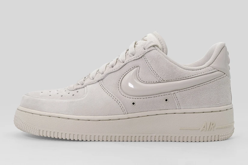 Nike Air Force 1 07 Lv8 Sneakers Εκρού