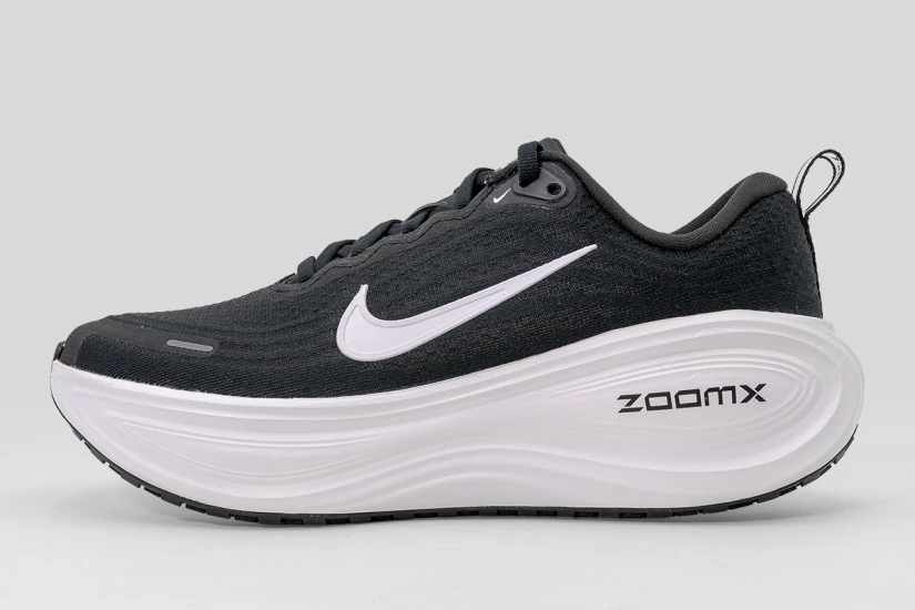 Nike Vomero Plus Αθλητικά Παπούτσια για Τρέξιμο Μαύρα, Λευκά