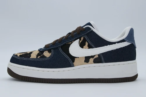 Nike Air Force 1 07 Sneakers (IB3674 400)