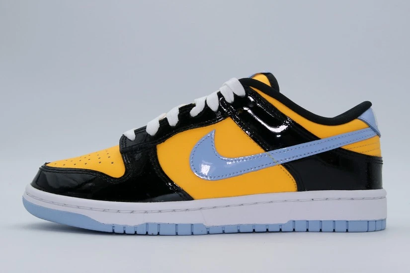 Nike Dunk Low Retro Special Edition Unisex Sneakers