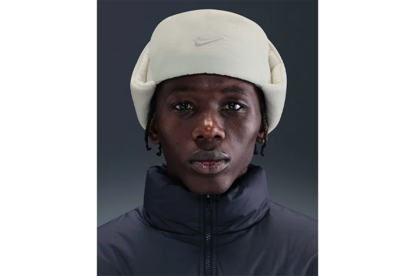 Nike Fly Unstructured Puffer Trapper Σκούφος Earmuff Εκρού