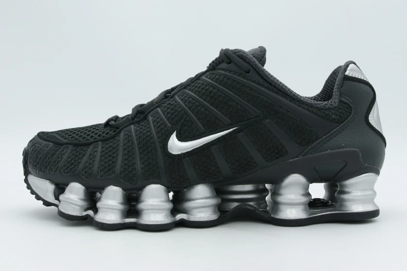 Nike Shox TL Γυναικεία Sneakers Μαύρα, Ασημί
