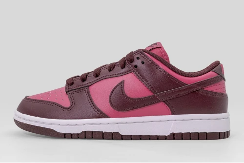 Nike Dunk Low Sneakers (IM6572 600)