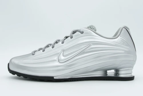 Nike Shox Z Sneakers (IO7843 002)