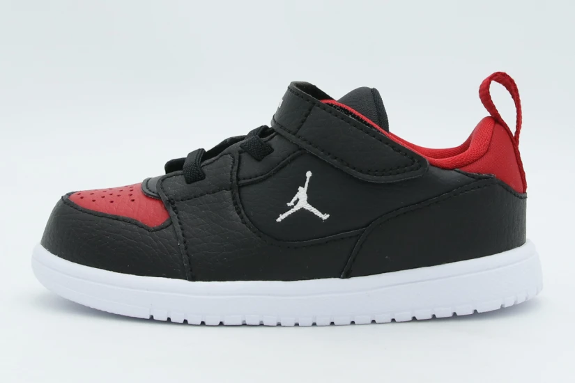 Jordan Court Connect Low Βρεφικά Sneakers Μαύρα, Κόκκινα, Λευκά