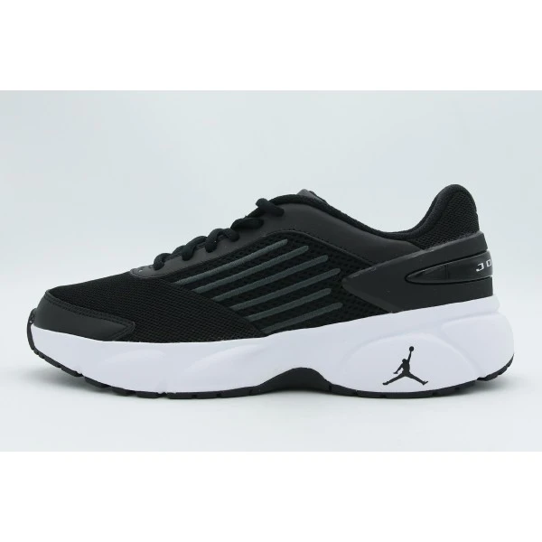 Jordan Trunner Flow Sneakers (IQ7693 003)