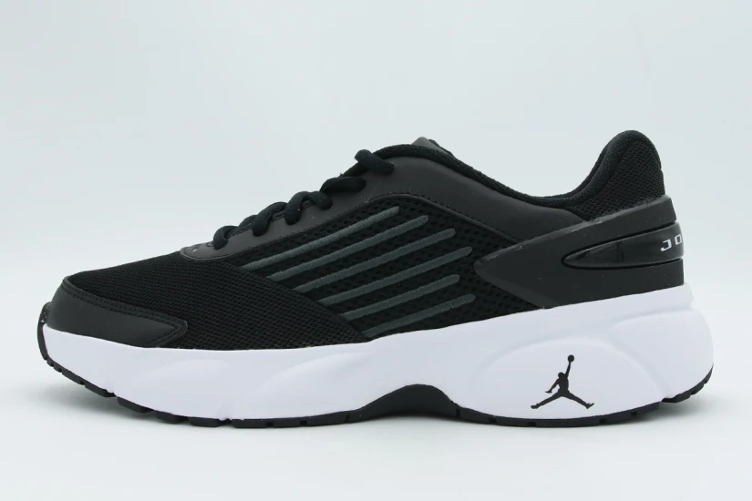 Jordan Trunner Flow Γυναικεία Sneakers Μαύρα, Ανθρακί, Λευκά