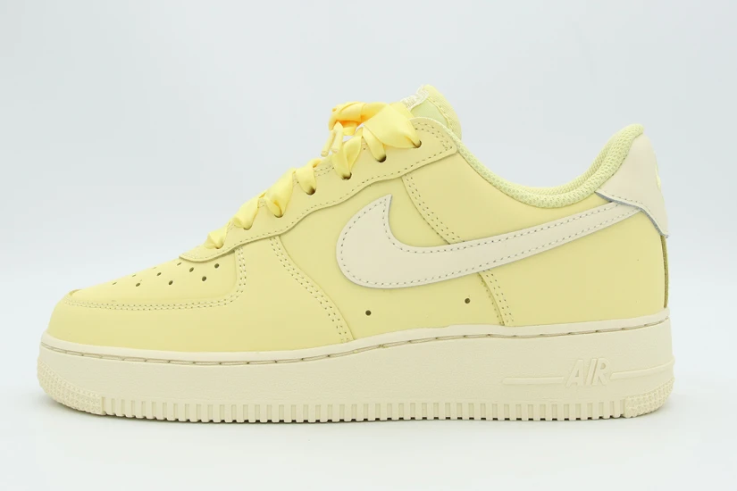 Nike Air Force 1 Retro Premium Γυναικεία Sneakers Κίτρινα, Εκρού
