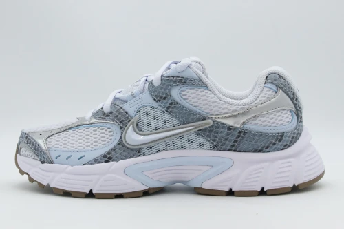 Nike V5 Rnr Premium Sneakers (IR1381 001)