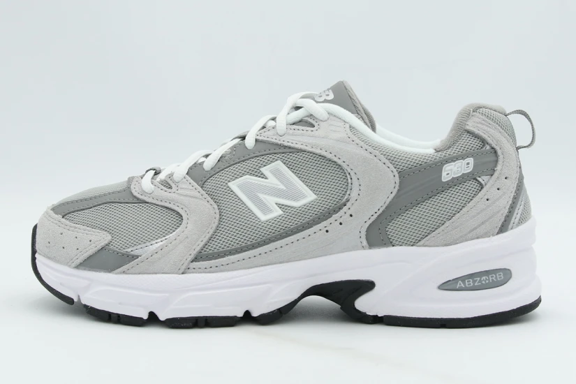New Balance 530 Sneakers Γκρι Σκούρο, Λευκά