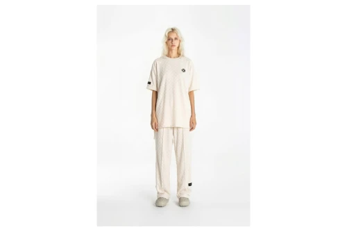Mwm Square Pattem Soft Fabric T-Shirt (MW092020402 ECRU)