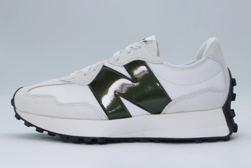 New Balance 327 Sneakers (WS327JWA)