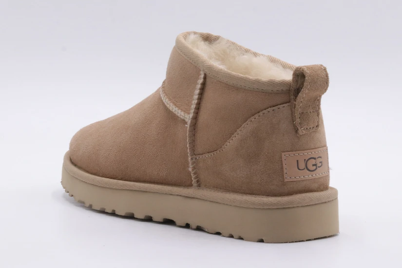 Ugg Classic Ultra Mini Γυναικεία Μποτάκια Μπεζ