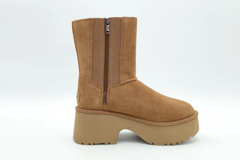 Ugg Classic Twin Seam New Heights Γυναικεία Μποτάκια Καφέ