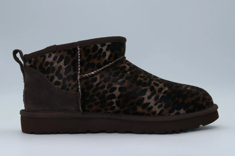 Ugg Classic Ultra Mini Caspian Γυναικεία Μποτάκια Καφέ, Μαύρα