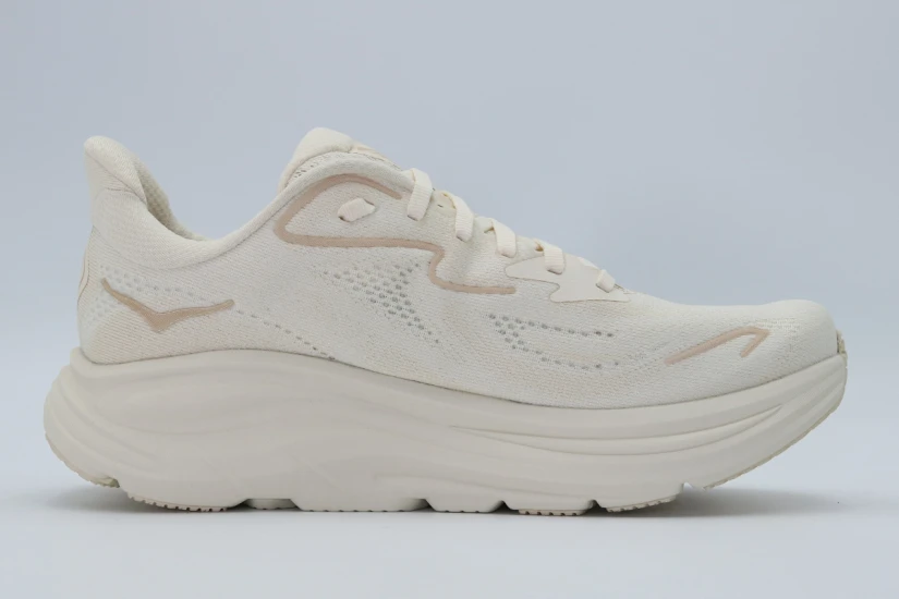 Hoka One One Clifton 10 Αθλητικά Παπούτσια για Τρέξιμο Μπεζ