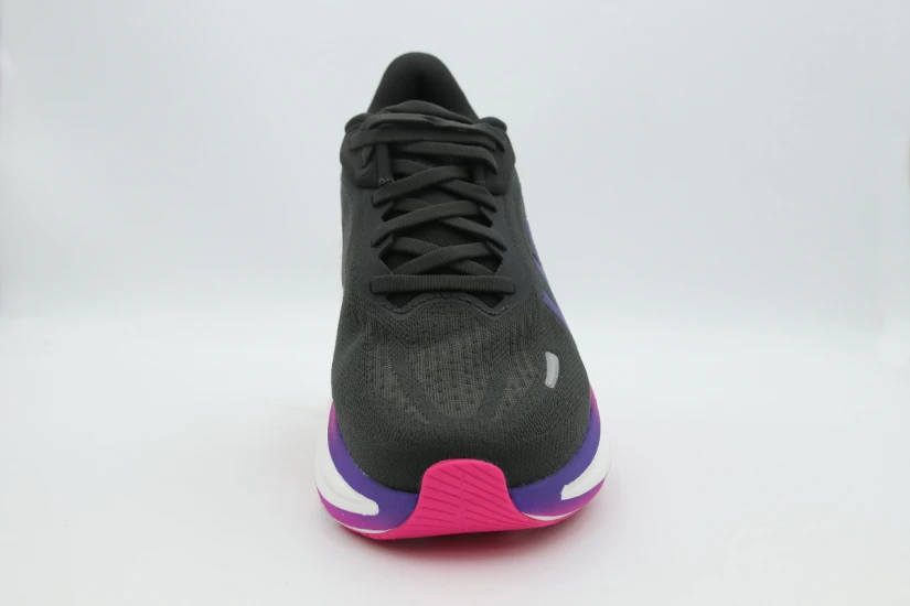 Hoka One One Clifton Pro Γυναικεία Αθλητικά Παπούτσια για Τρέξιμο Μαύρα, Λευκά, Μωβ, Φούξια