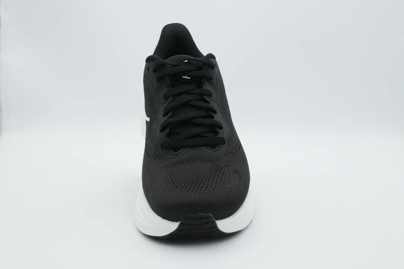Hoka One One Clifton 11 Γυναικεία Αθλητικά Παπούτσια για Τρέξιμο Μαύρα, Λευκά