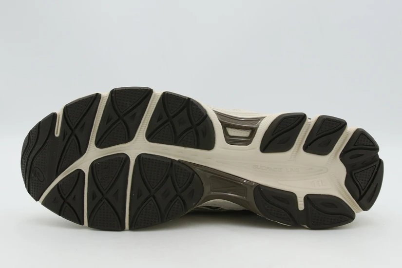 Asics Gel-Nyc Sneakers (1203A383-204)