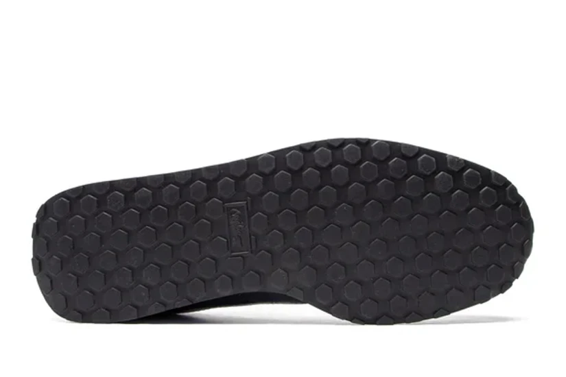 Nike Mach Runner Sneakers (303992 010)