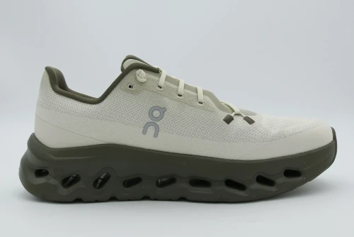 On Cloudtilt Sneakers (3ME10105119)