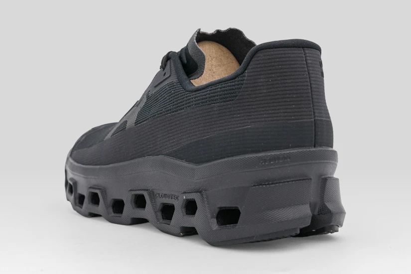 On Cloudmonster Void Ανδρικά Sneakers Μαύρα