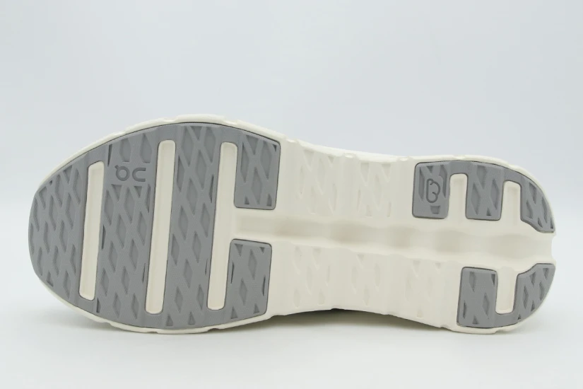 On Cloudtilt Arc Sneakers (3MG30333228)
