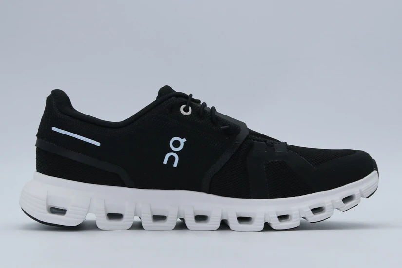 On Cloud 6 Sneakers Μαύρα, Λευκά