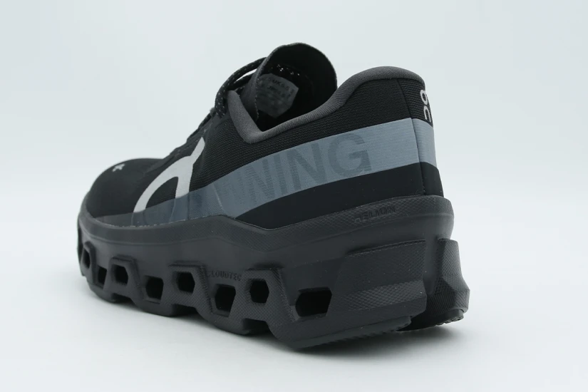 On Cloudmonster 1 Γυναικεία Sneakers Μαύρα, Ασημί